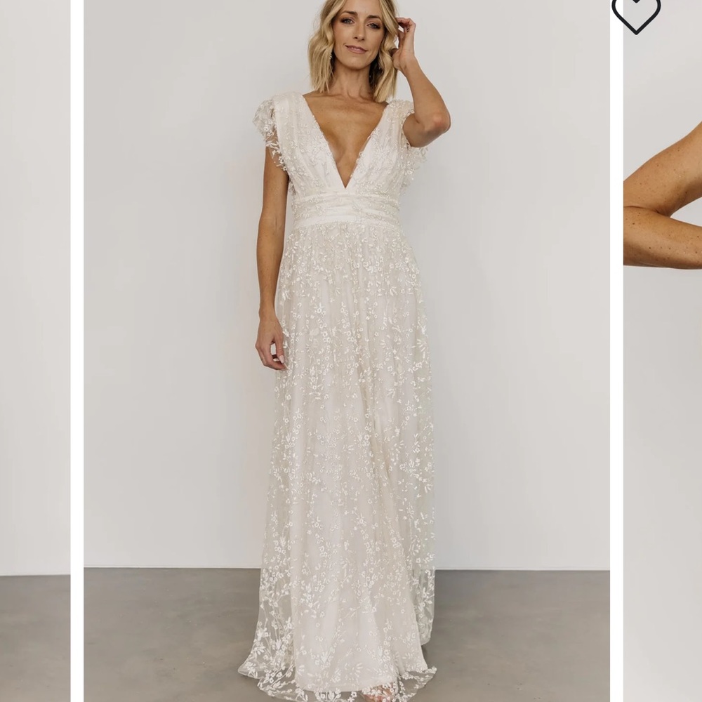 BRAND NEW Baltic Born Arlene Shimmer Gown - Cream - Size Small